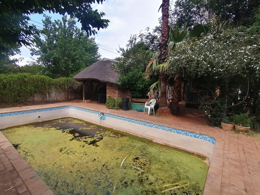 4 Bedroom Property for Sale in Wilkoppies North West